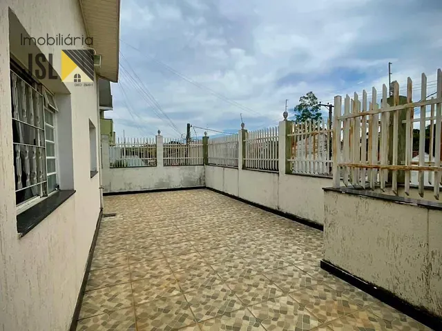 Sobrado com 350m² 3 quartos e 2 banheiros, à venda, no bairro Parque Residencial Santo André em Caçapava