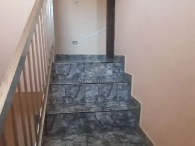 Sobrado com 155m² 3 quartos e 1 banheiro, à venda, no bairro Parque Boa Esperança em Mauá