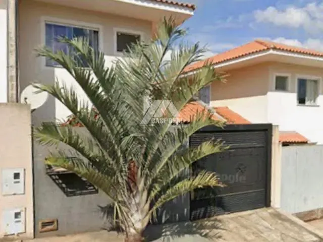 Sobrado com 105m² 2 quartos e 2 banheiros, à venda, no bairro Contorno em Ponta Grossa