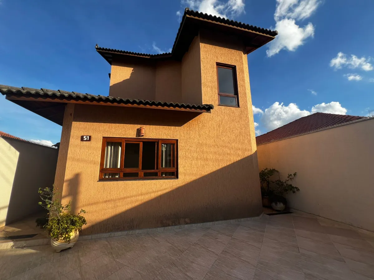 Sobrado para venda em Vila Fiuza com 3 quartos, 148m²