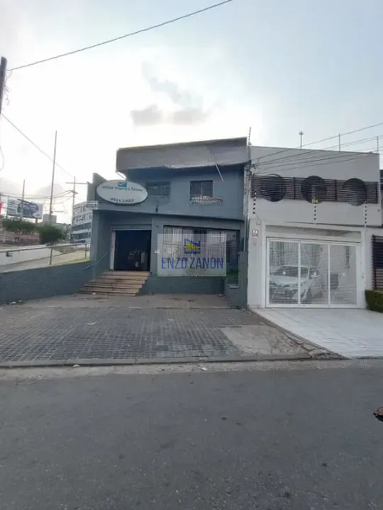 Sobrado, 4 quartos, 195 m² - Foto 1