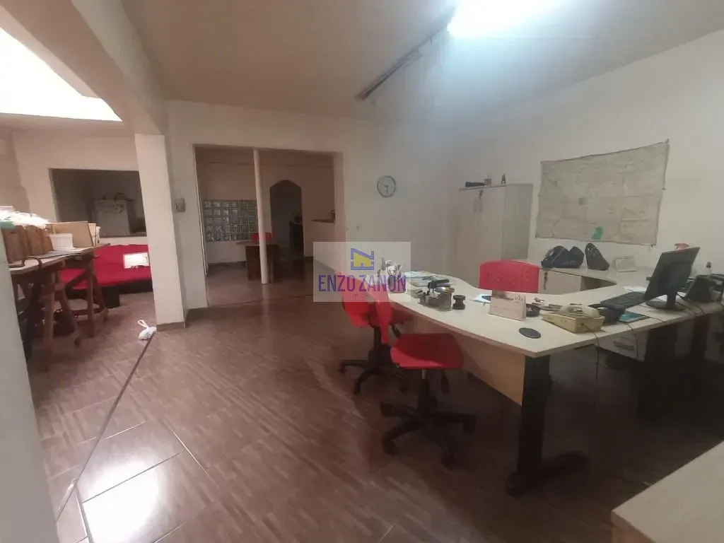 Sobrado, 4 quartos, 195 m² - Foto 2