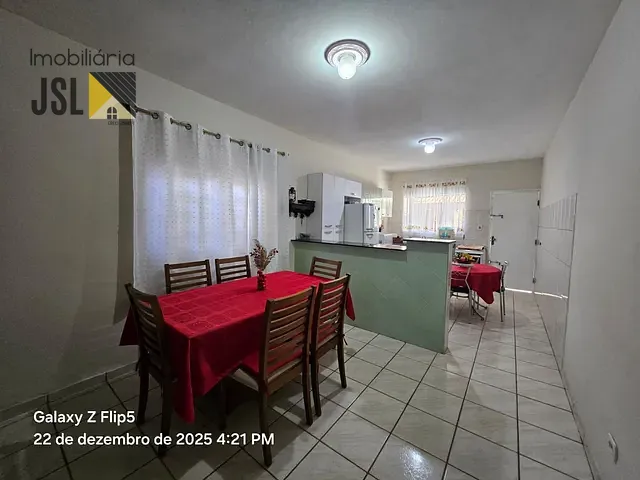 Sobrado com 160m² 2 quartos e 2 banheiros, à venda, no bairro Jardim Amália em Caçapava