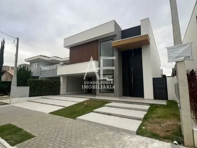 Sobrado com 360m² 3 quartos e 5 banheiros, à venda, no bairro Pinhão em Taubaté