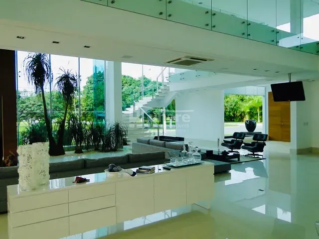 Sobrado com 3000m² 7 quartos e 9 banheiros, à venda, no bairro Acapulco em Guarujá