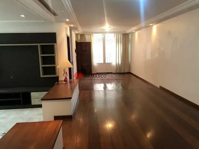 Sobrado com 456m² 3 quartos e 2 banheiros, para alugar, no bairro Vila Floresta em Santo André