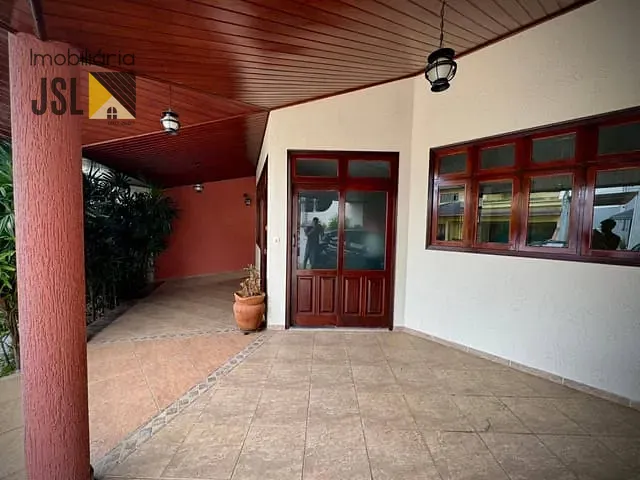 Sobrado com 275m² 3 quartos e 3 banheiros, à venda ou para alugar, no bairro Condomínio Portal da Mata em Caçapava