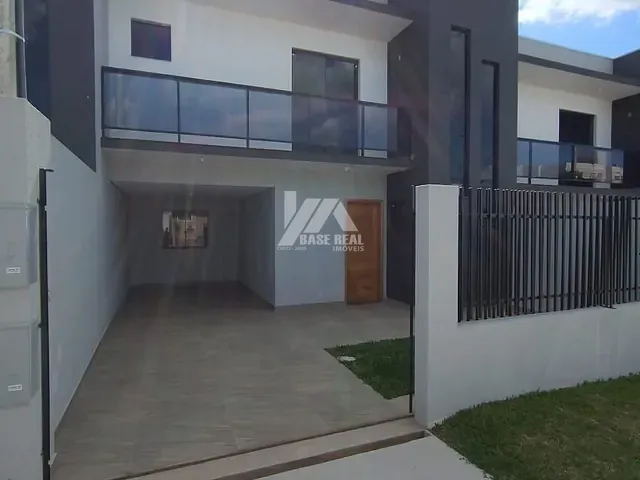 Sobrado 3 quartos e 1 banheiro, à venda, no bairro Orfãs em Ponta Grossa