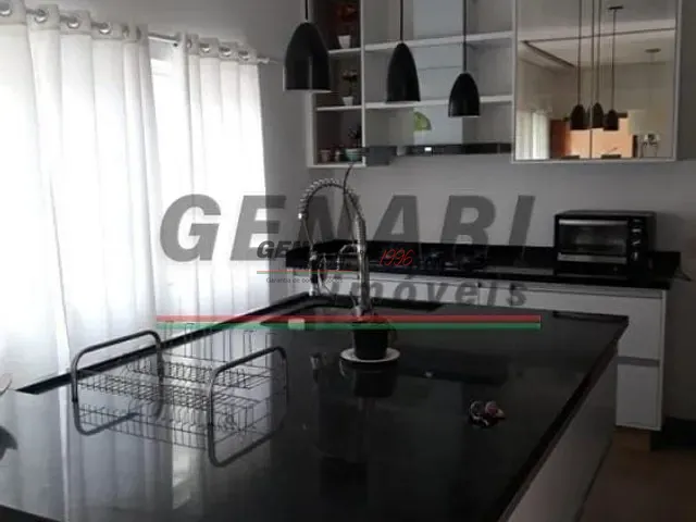 Sobrado com 333m² 4 quartos e 5 banheiros, à venda, no bairro Jardim Regina em Indaiatuba