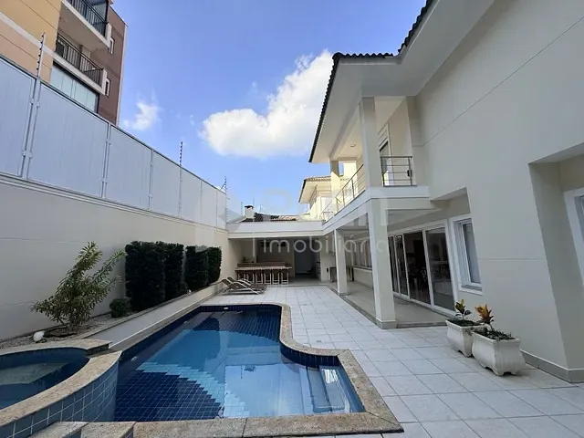 Sobrado 4 quartos e 7 banheiros, à venda, no bairro Tremembé em São Paulo