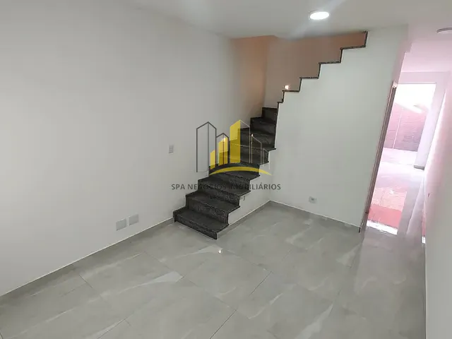 Sobrado com 70m² 2 quartos e 3 banheiros, à venda, no bairro Jardim Fernandes em São Paulo