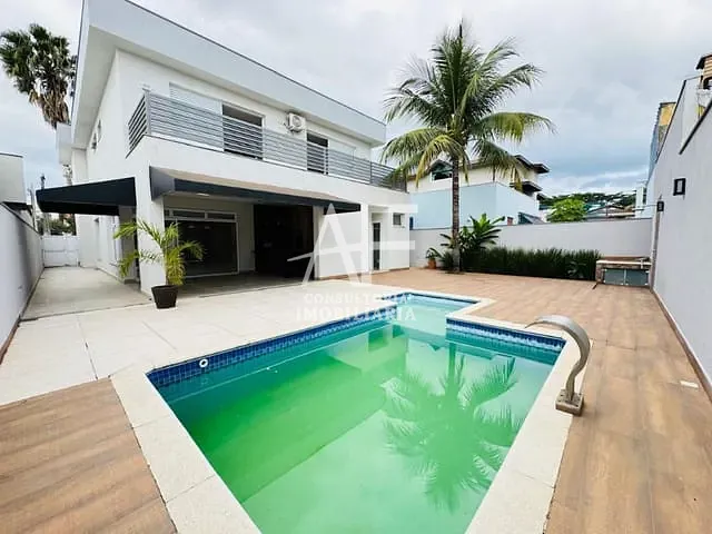 Sobrado com 420m² 3 quartos e 5 banheiros, para alugar, no bairro Esplanada Independência em Taubaté