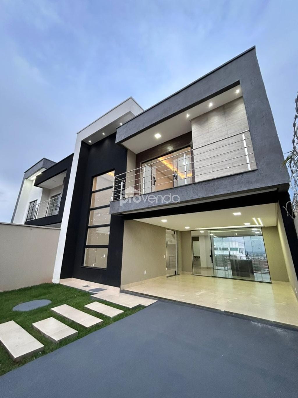 Sobrado, 3 quartos, 250 m² - Foto 1