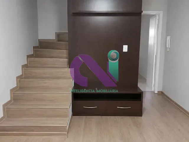 Sobrado com 125m² 4 quartos e 3 banheiros, à venda, no bairro Cidade das Flores em Osasco