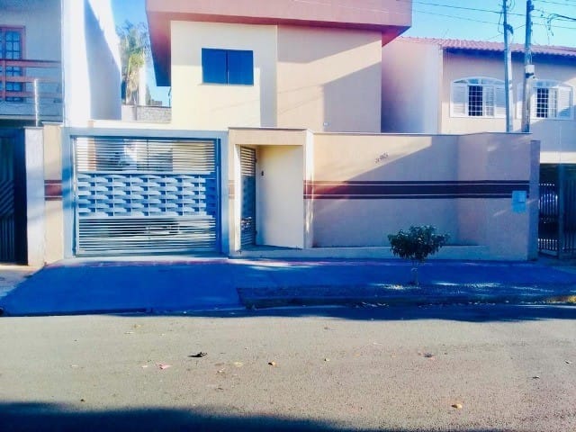 Foto do Sobrado - Sobrado à venda, Universitário, Londrina, PR | Aurora Imobi