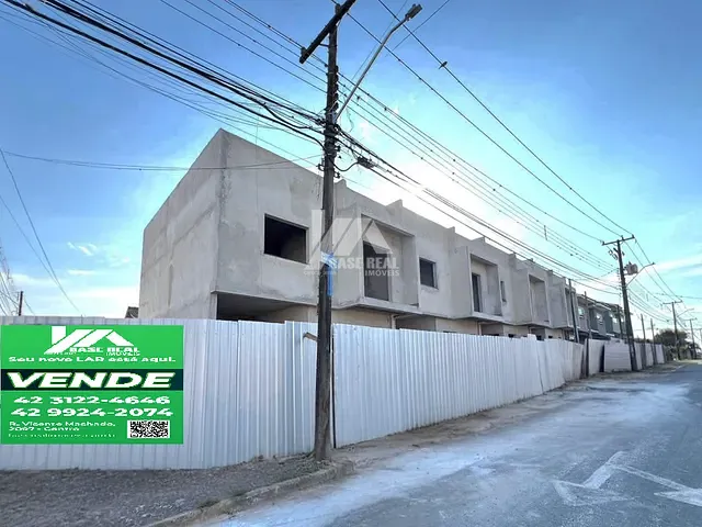 Sobrado com 150m² 3 quartos e 3 banheiros, à venda, no bairro Colônia Dona Luíza em Ponta Grossa