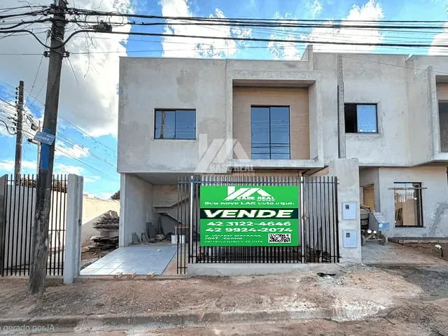 Sobrado com 150m² 3 quartos e 3 banheiros, à venda, no bairro Colônia Dona Luíza em Ponta Grossa