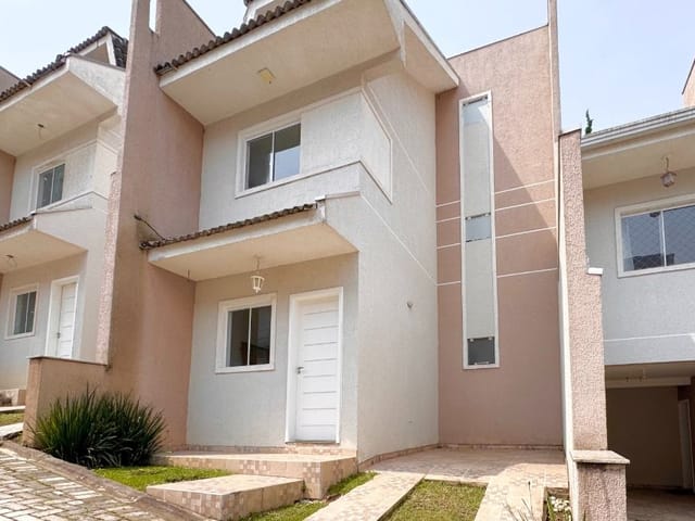 Sobrado com 127m² 3 quartos e 2 banheiros, à venda, no bairro Abranches em Curitiba