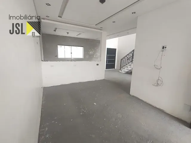 Sobrado com 175m² 2 quartos e 3 banheiros, à venda, no bairro Loteamento Parque do Museu em Caçapava