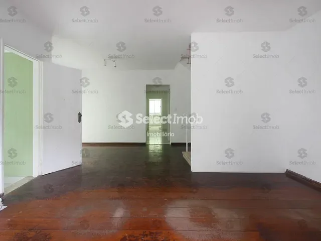Sobrado com 262m² 5 quartos e 2 banheiros, para alugar, no bairro Vila Alpina em Santo André