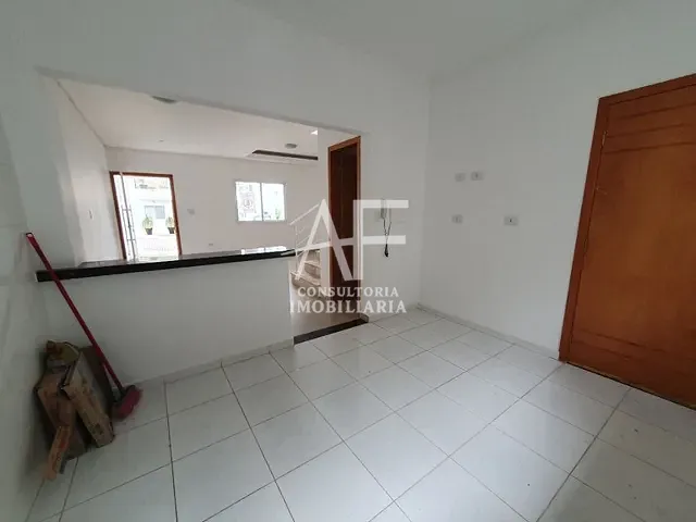 Sobrado com 119m² 3 quartos e 2 banheiros, à venda, no bairro Vila Areao em Taubaté