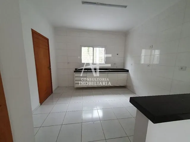 Sobrado com 119m² 3 quartos e 2 banheiros, à venda, no bairro Vila Areao em Taubaté