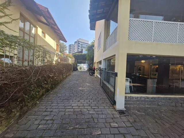 Sobrado 5 quartos e 7 banheiros, à venda ou para alugar, no bairro Sumaré em São Paulo