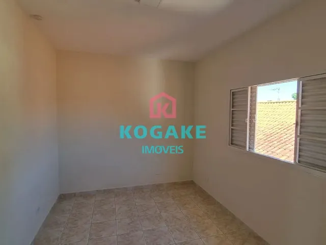 Sobrado com 94m² 3 quartos e 2 banheiros, à venda ou para alugar, no bairro Jardim Portugal em São José Dos Campos