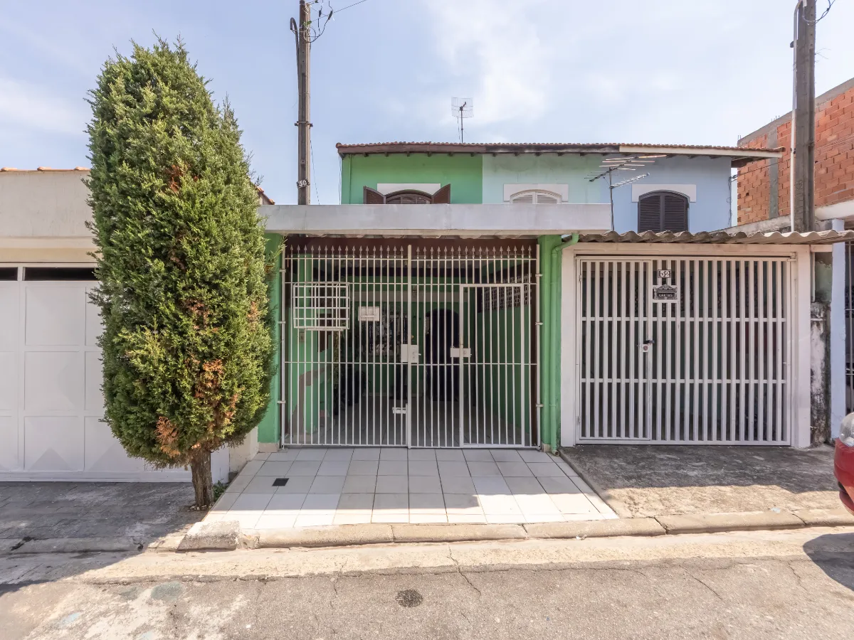 Sobrado para venda em Jardim Maria Luiza com 2 quartos, 93m²
