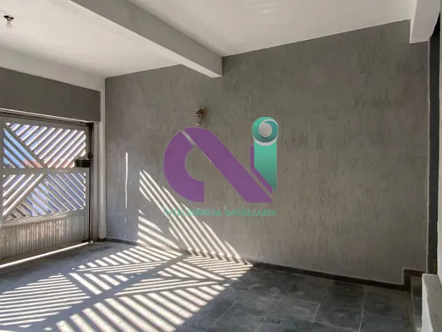 Sobrado com 180m² 3 quartos e 2 banheiros, à venda, no bairro Bussocaba em Osasco