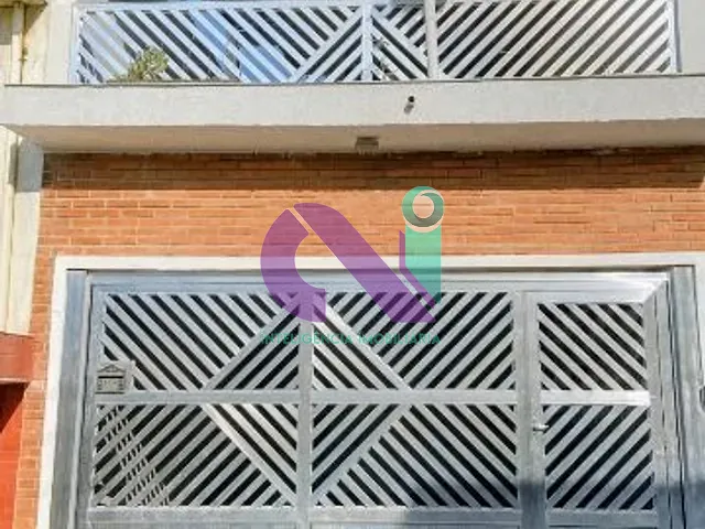Sobrado com 180m² 3 quartos e 2 banheiros, à venda, no bairro Bussocaba em Osasco