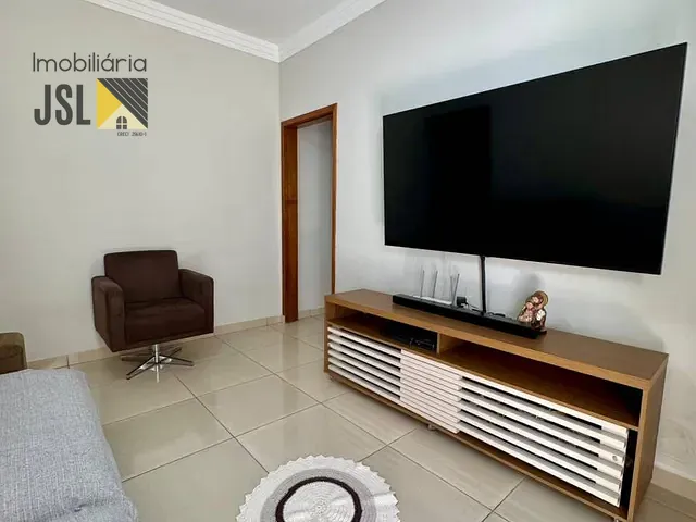 Sobrado com 175m² 4 quartos e 2 banheiros, à venda, no bairro Jardim Panorama em Caçapava