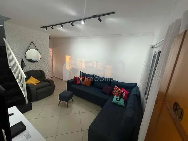 Sobrado 3 quartos e 3 banheiros, à venda, no bairro Parque Vitória em São Paulo