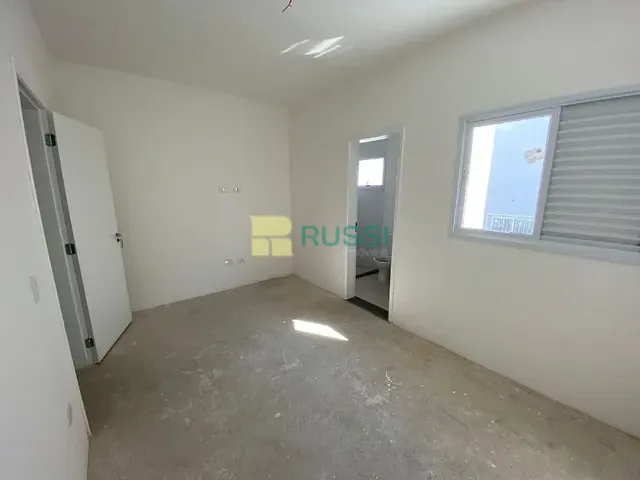 Sobrado com 126m² 3 quartos e 4 banheiros, à venda, no bairro Jardim das Indústrias em São José dos Campos
