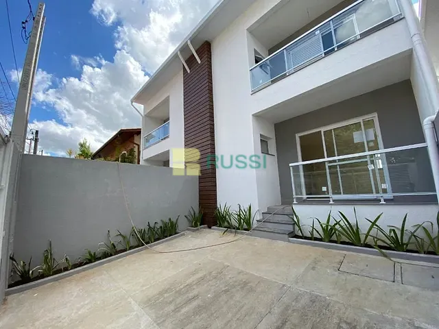 Sobrado com 126m² 3 quartos e 4 banheiros, à venda, no bairro Jardim das Indústrias em São José dos Campos