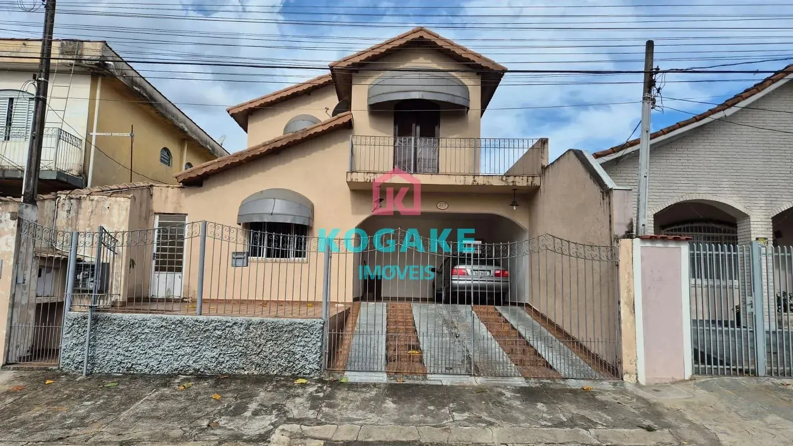 Sobrado, 3 quartos, 221 m² - Foto 1