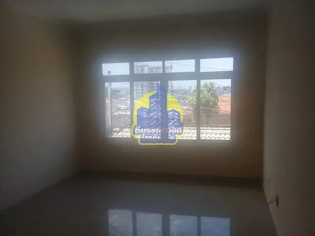 Sobrado com 180m² 3 quartos e 1 banheiro, à venda, no bairro Santo Antônio em Osasco