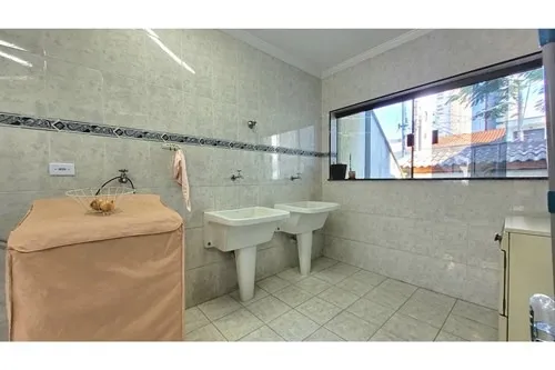 Sobrado para venda em Jardim com 5 quartos, sendo 4 suítes, 540m²