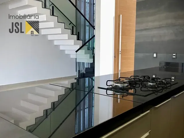 Sobrado com 423m² 3 quartos e 4 banheiros, à venda, no bairro Residencial Colinas em Caçapava
