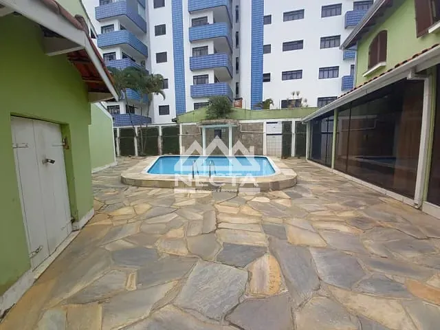 Casa com 98m² 2 quartos e 2 banheiros, à venda, no bairro Loteamento Jardim Aruan em Caraguatatuba