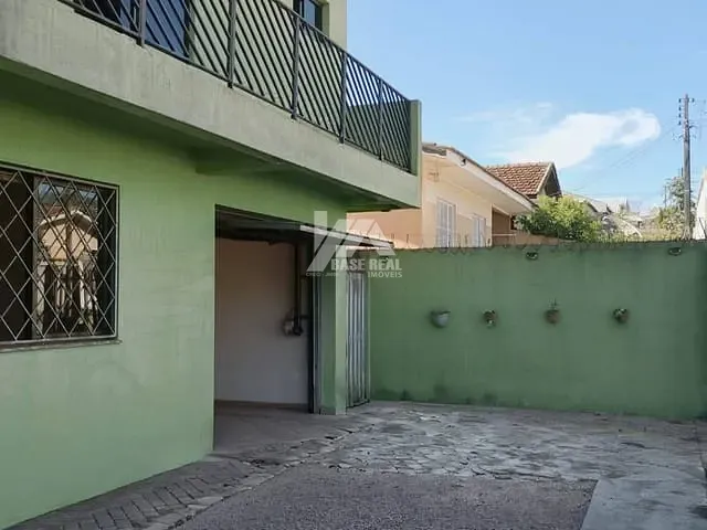 Sobrado com 288m² 5 quartos e 3 banheiros, à venda ou para alugar, no bairro Contorno em Ponta Grossa
