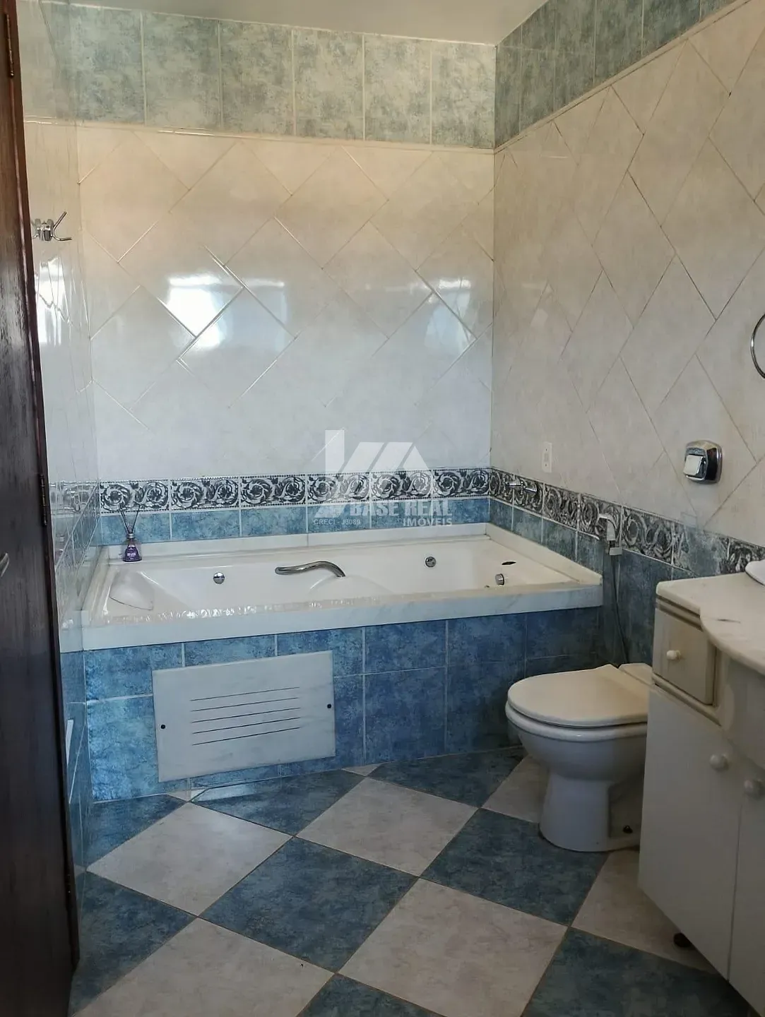 Miniatura 27