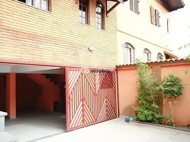 Sobrado 3 quartos e 4 banheiros, à venda, no bairro Vila Yara em São Paulo