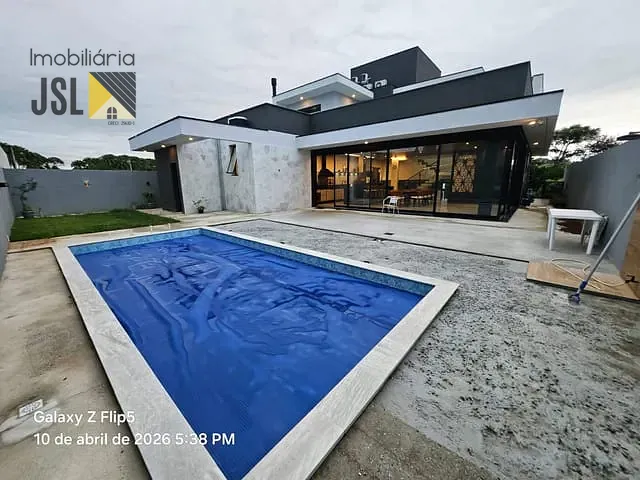 Sobrado com 540m² 3 quartos e 3 banheiros, à venda, no bairro Condomínio Residencial Ecopark Bourbon em Caçapava