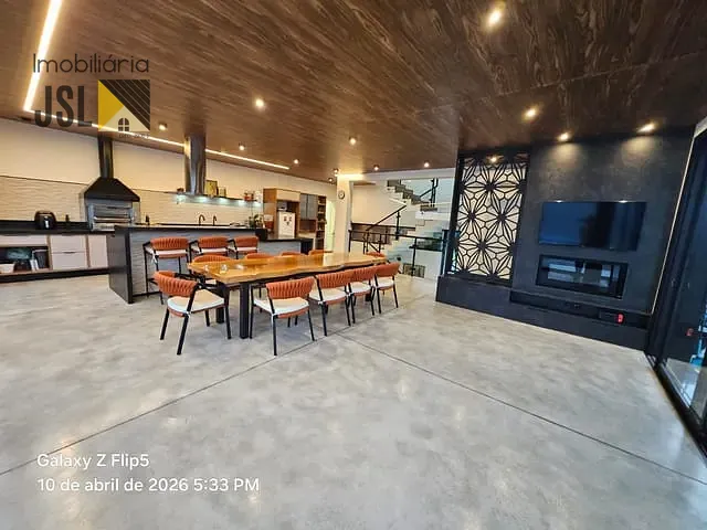Sobrado com 540m² 3 quartos e 3 banheiros, à venda, no bairro Condomínio Residencial Ecopark Bourbon em Caçapava
