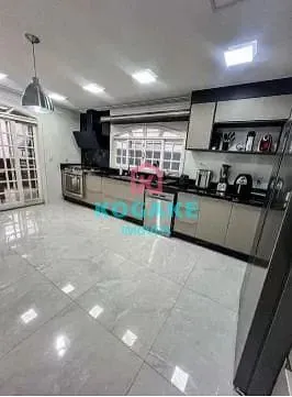Sobrado, 4 quartos, 254 m² - Foto 3