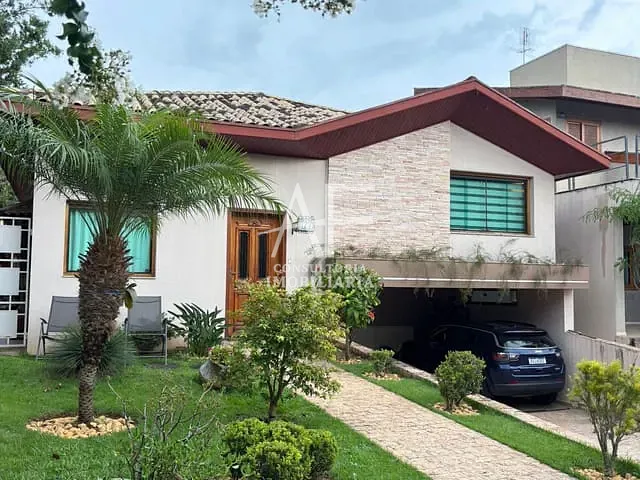 Sobrado 4 quartos e 4 banheiros, à venda, no bairro Vila Costa em Taubaté