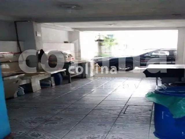 Sobrado 6 quartos e 2 banheiros, à venda, no bairro Jardim Rosa Maria em Carapicuíba