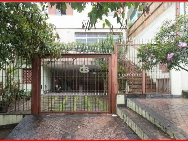 Sobrado 4 quartos e 2 banheiros, à venda, no bairro Sumaré em São Paulo