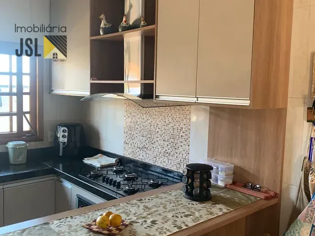 Sobrado 3 quartos e 2 banheiros, à venda, no bairro Borda da Mata em Caçapava